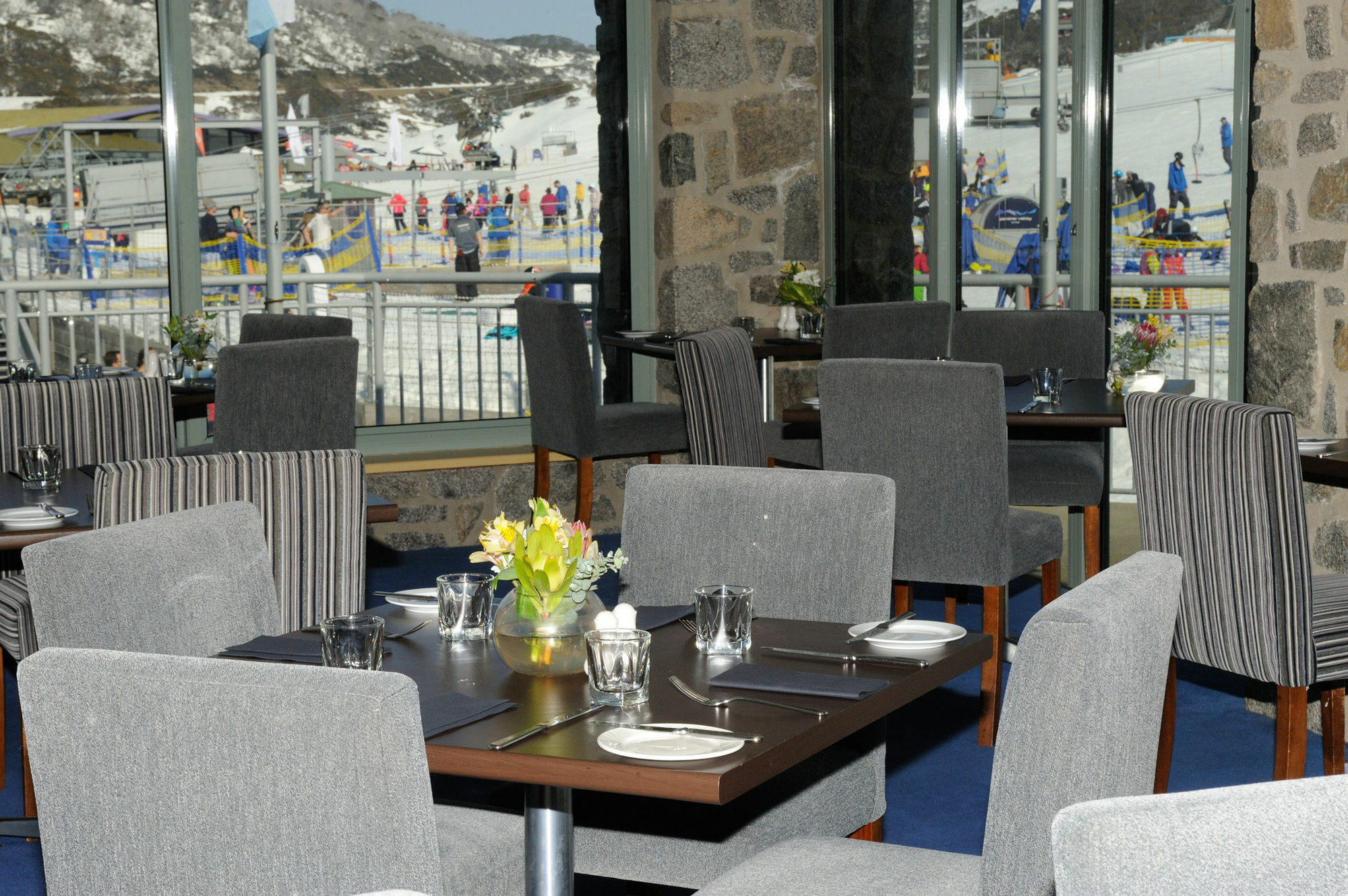 The Perisher Valley Hotel Exterior foto